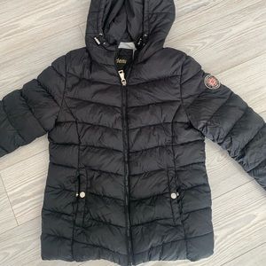 Black puffer jacket